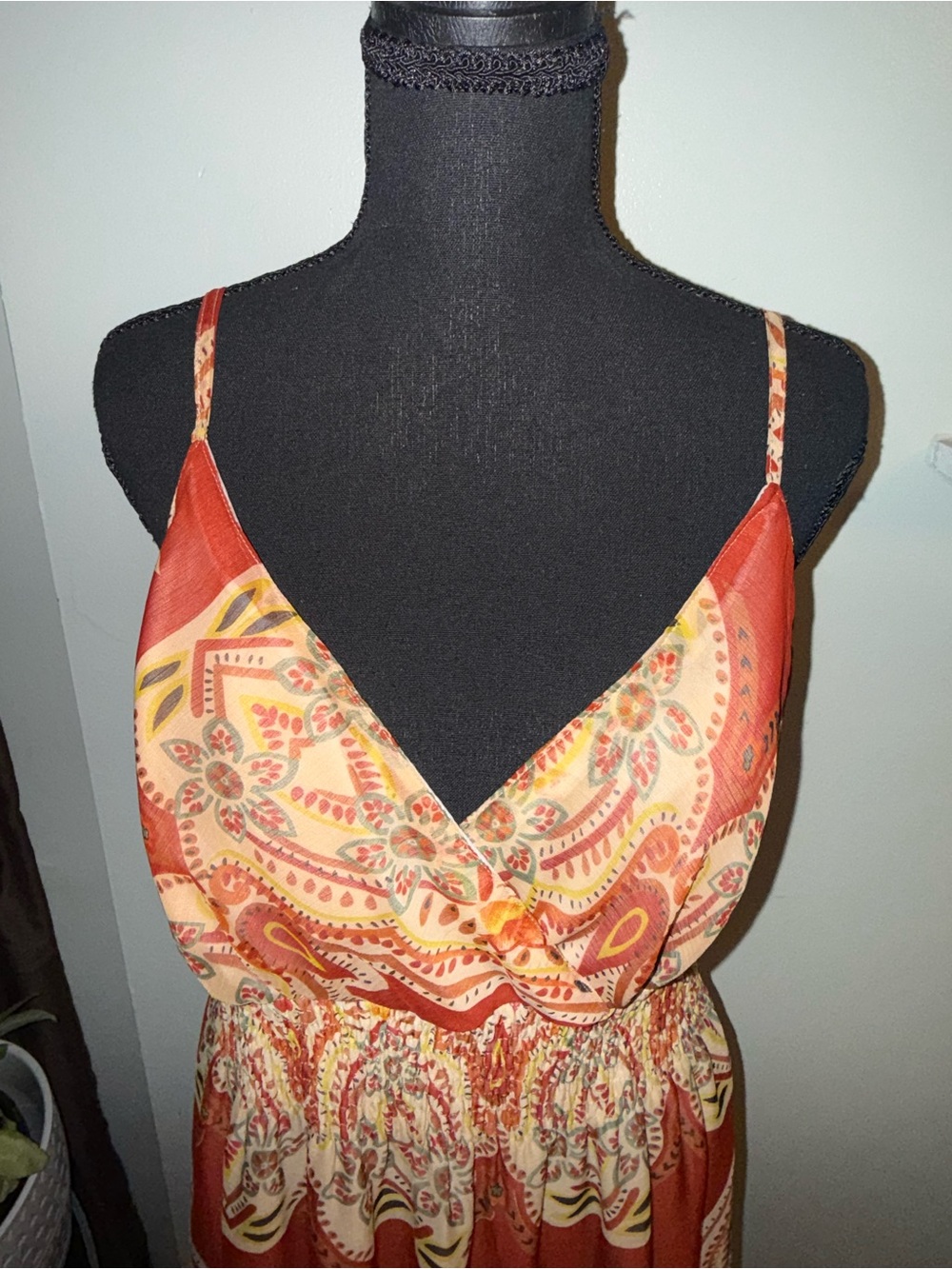 She's Cool Rust and Cream Paisley Tiered Maxi Dress - Picture 4 of 11